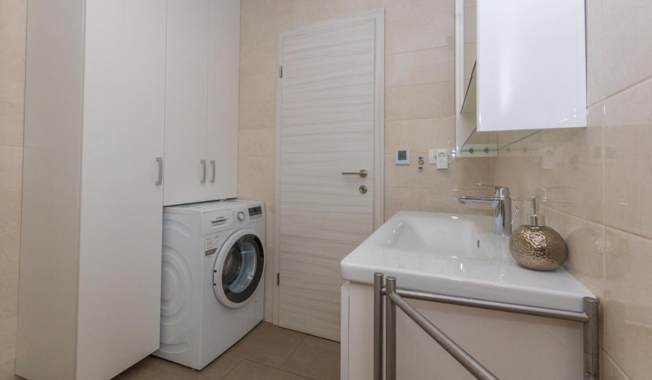 Adria Krk Apartment Krk Town Exterior photo